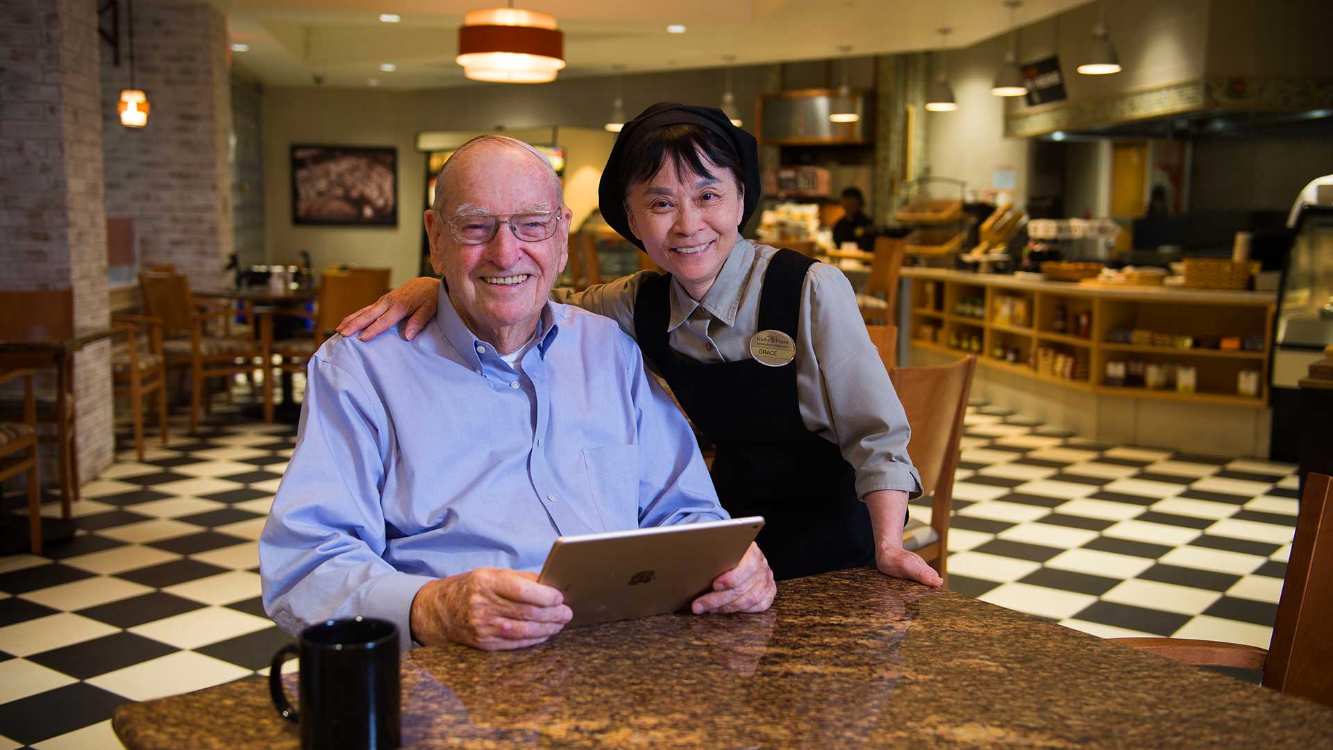 Dining at Kirby Pines