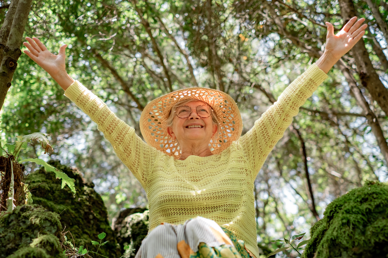 Senior outdoor recreation has many health benefits