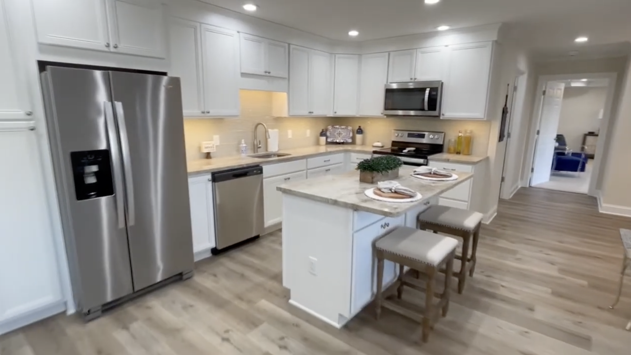 Screenshot of a virtual tour for an independent living apartment at Kirby Pines