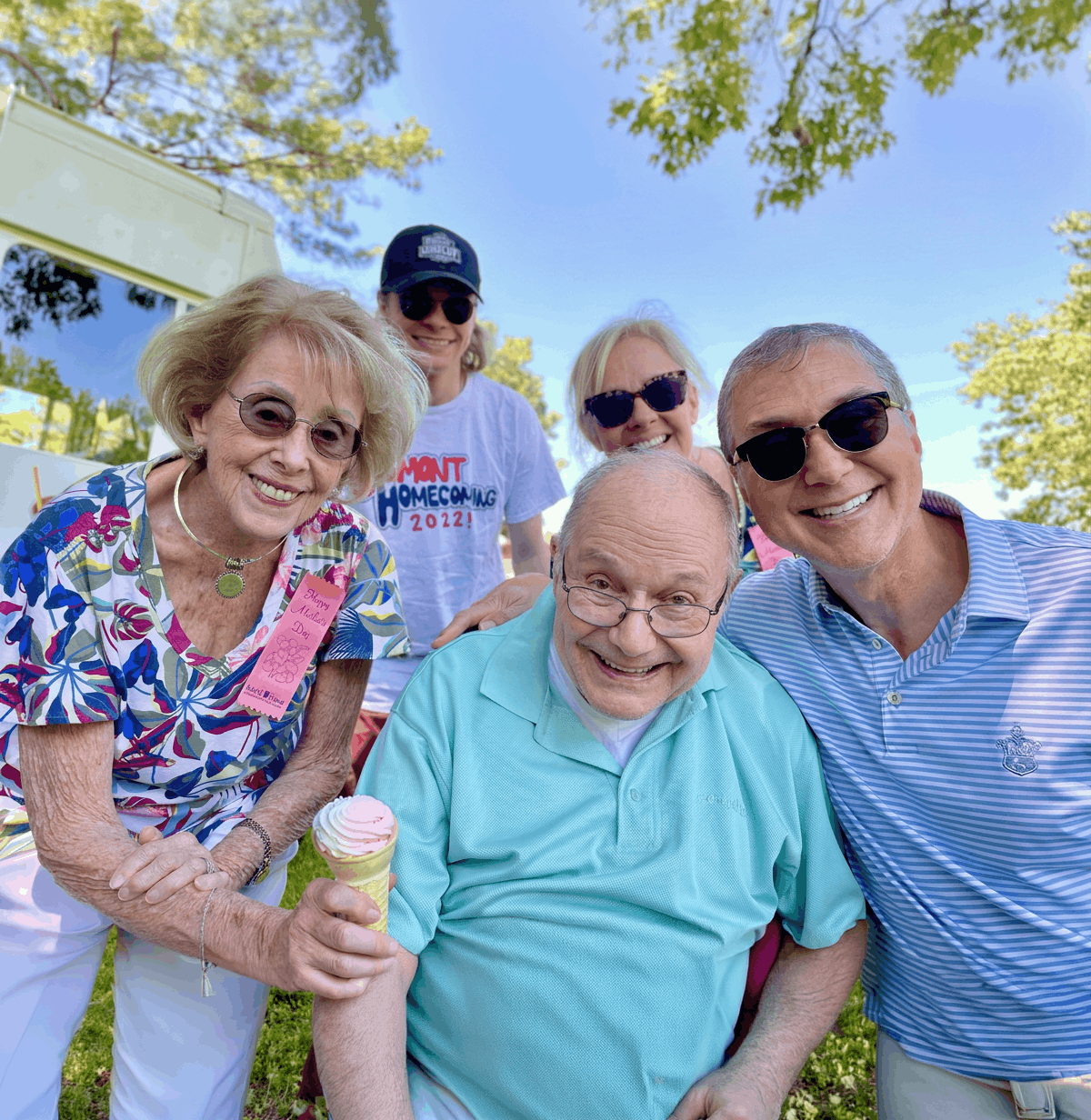 seniors eating icecream